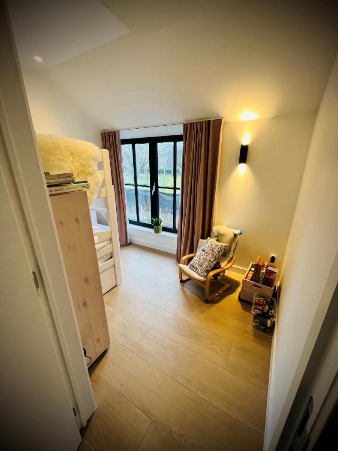 Suites Le Porte-Bonheur Брюж Екстериор снимка